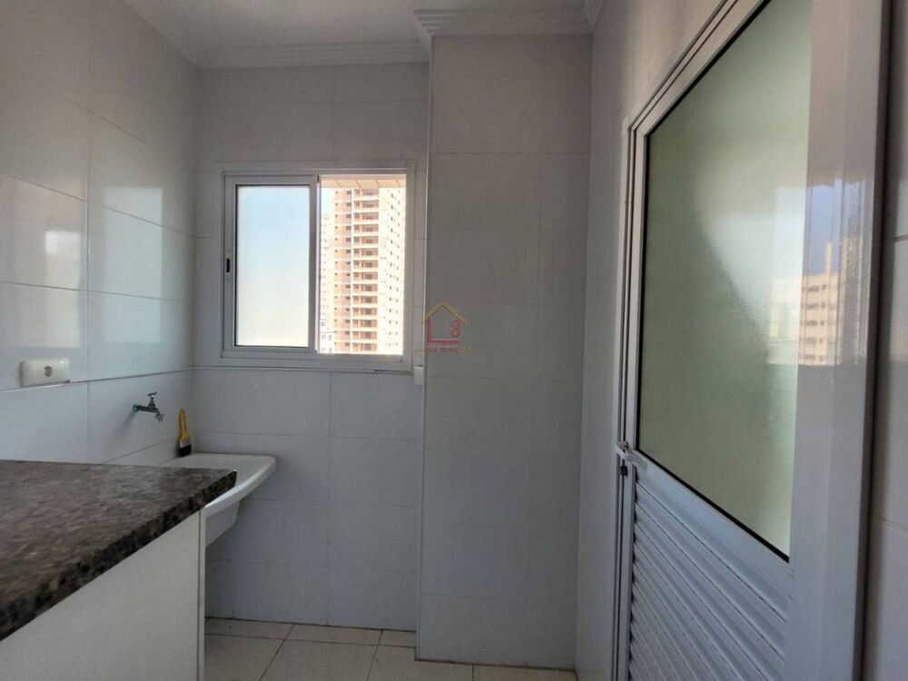Apartamento para alugar com 1 quarto, 60m² - Foto 4