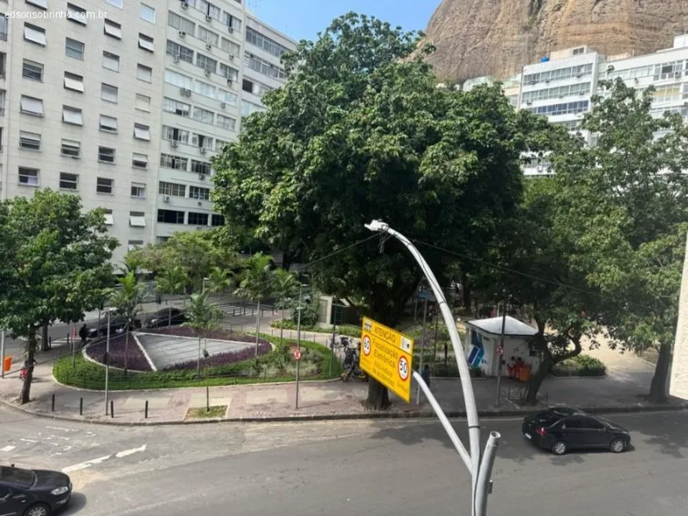 Apartamento, 3 quartos, 209 m² - Foto 2