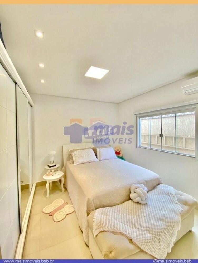 Casa, 3 quartos, 220 m² - Foto 2