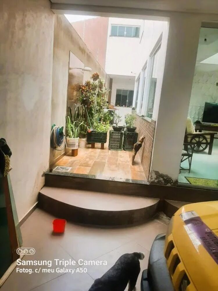 Casa à venda com 3 quartos, 200m² - Foto 16