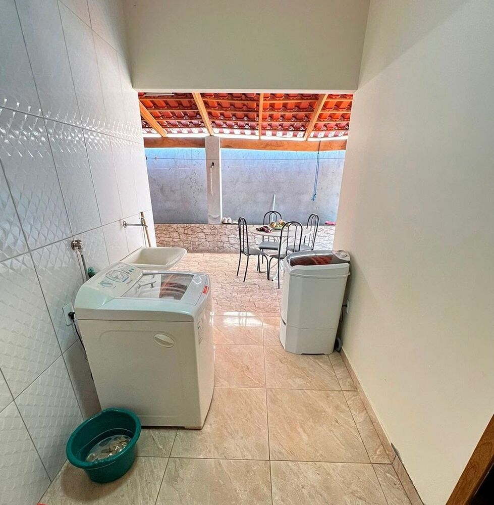 Casa à venda com 3 quartos, 360m² - Foto 14