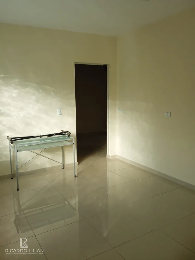 Sobrado, 3 quartos, 179 m² - Foto 2