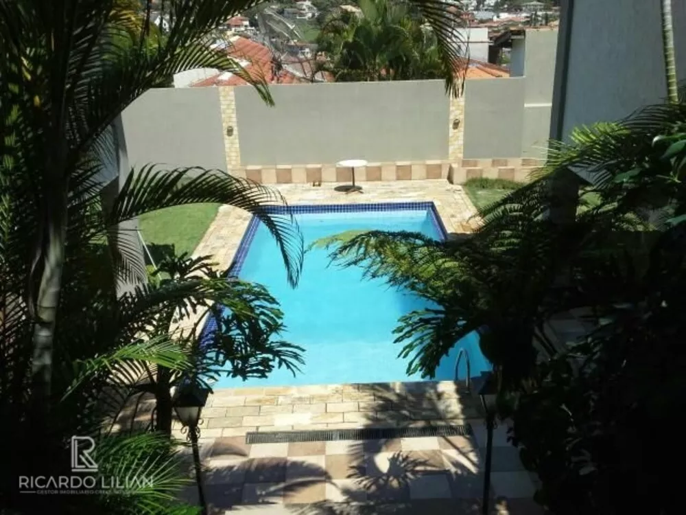 Casa à venda com 4 quartos, 440m² - Foto 2