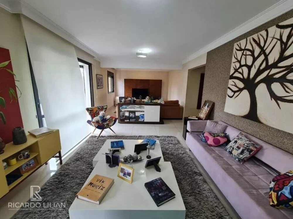 Apartamento à venda com 3 quartos, 178m² - Foto 1