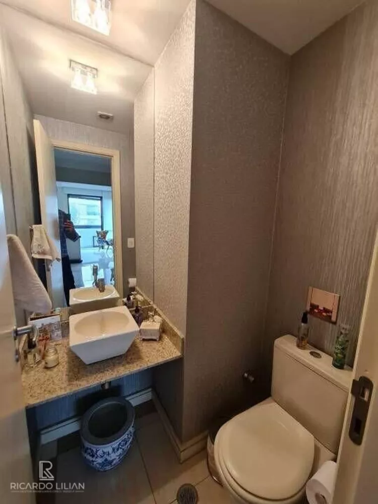 Apartamento à venda com 3 quartos, 178m² - Foto 6