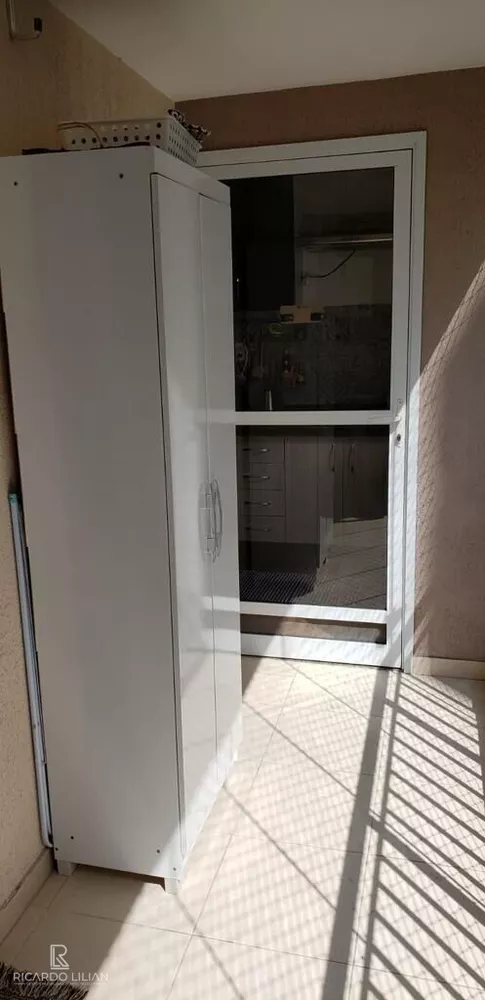 Apartamento à venda com 2 quartos, 58m² - Foto 14