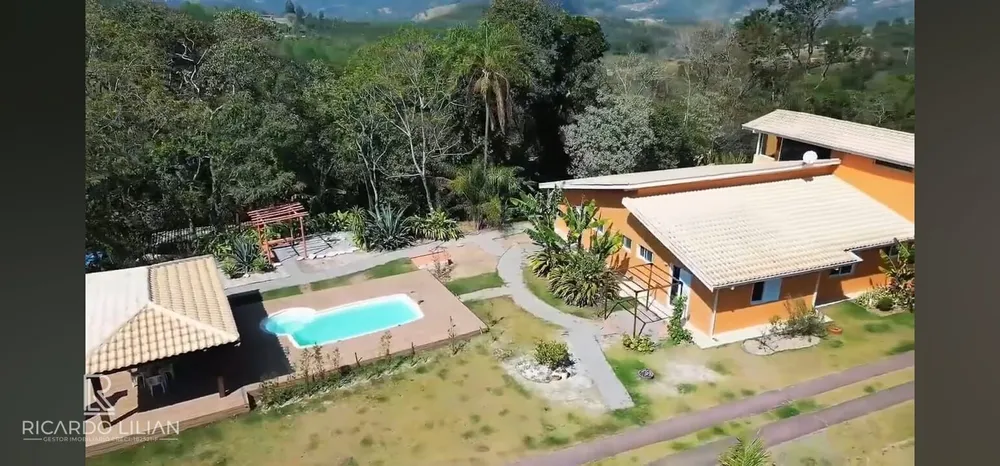Chácara, 3 quartos, 4200 m² - Foto 2