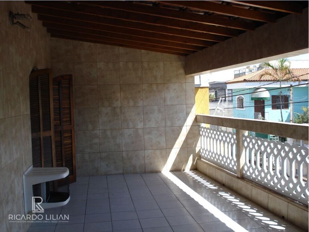 Sobrado, 3 quartos, 238 m² - Foto 1