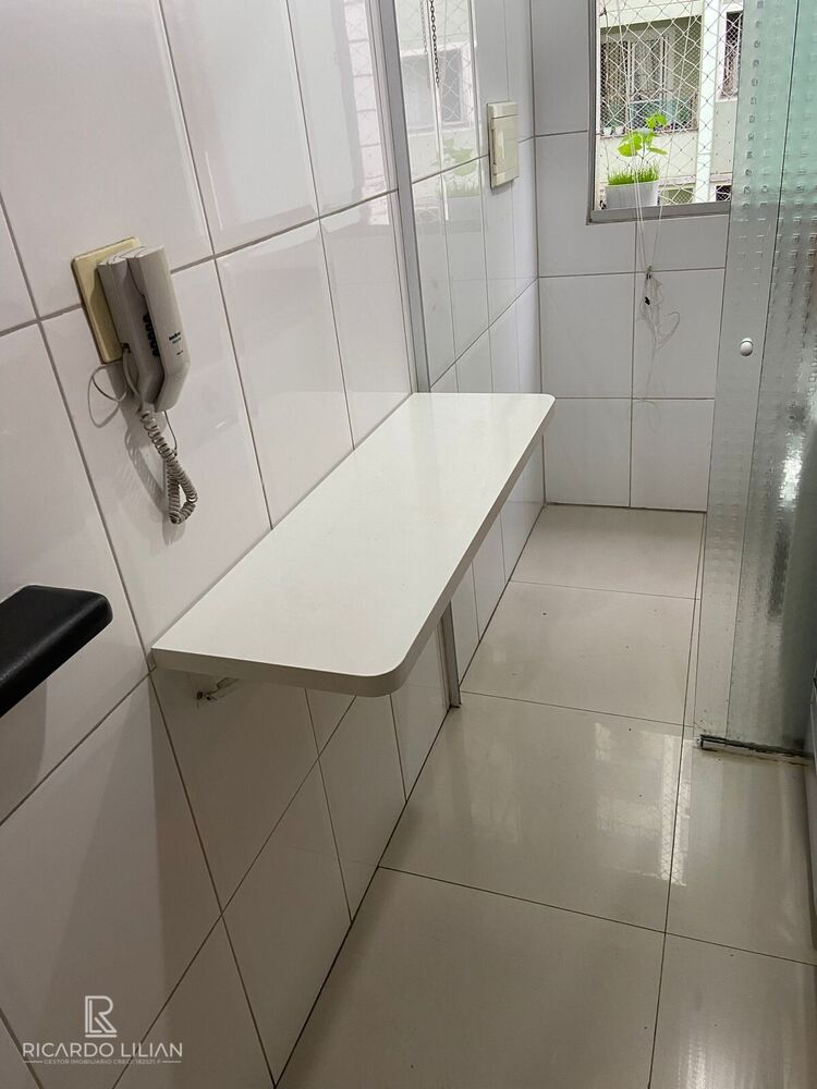 Apartamento à venda com 2 quartos, 45m² - Foto 3