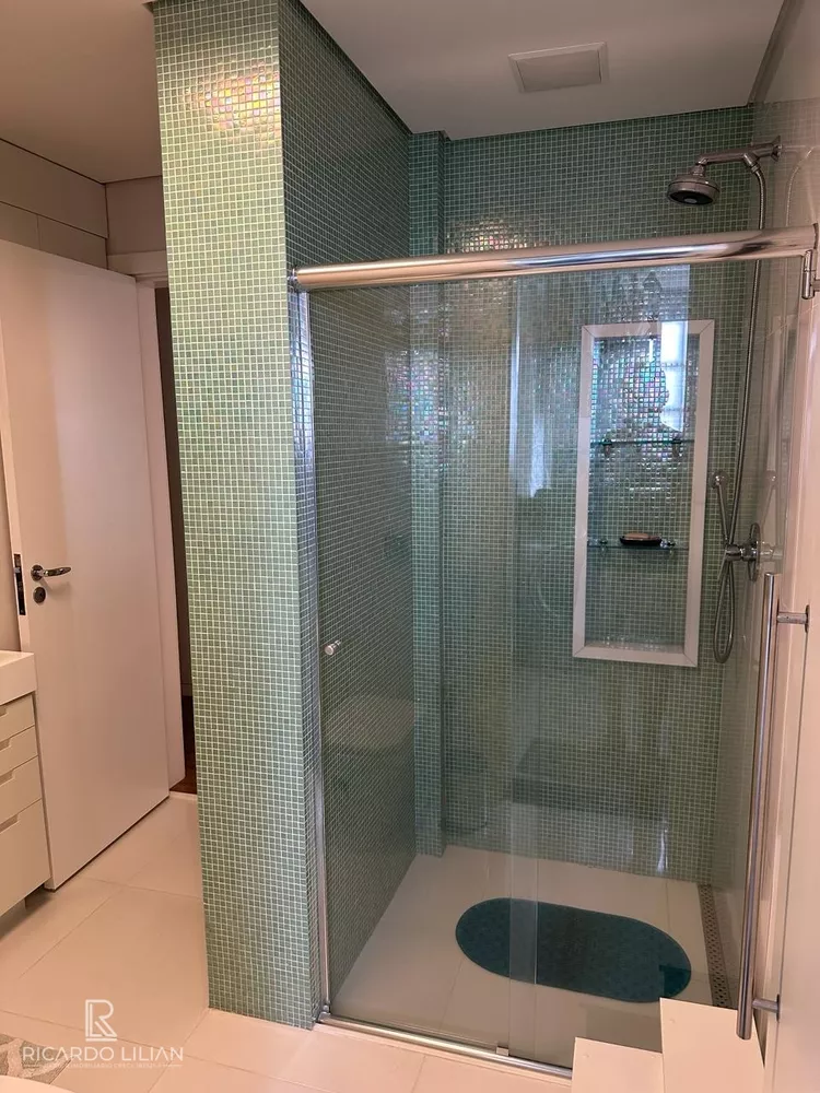 Apartamento à venda com 3 quartos, 197m² - Foto 25