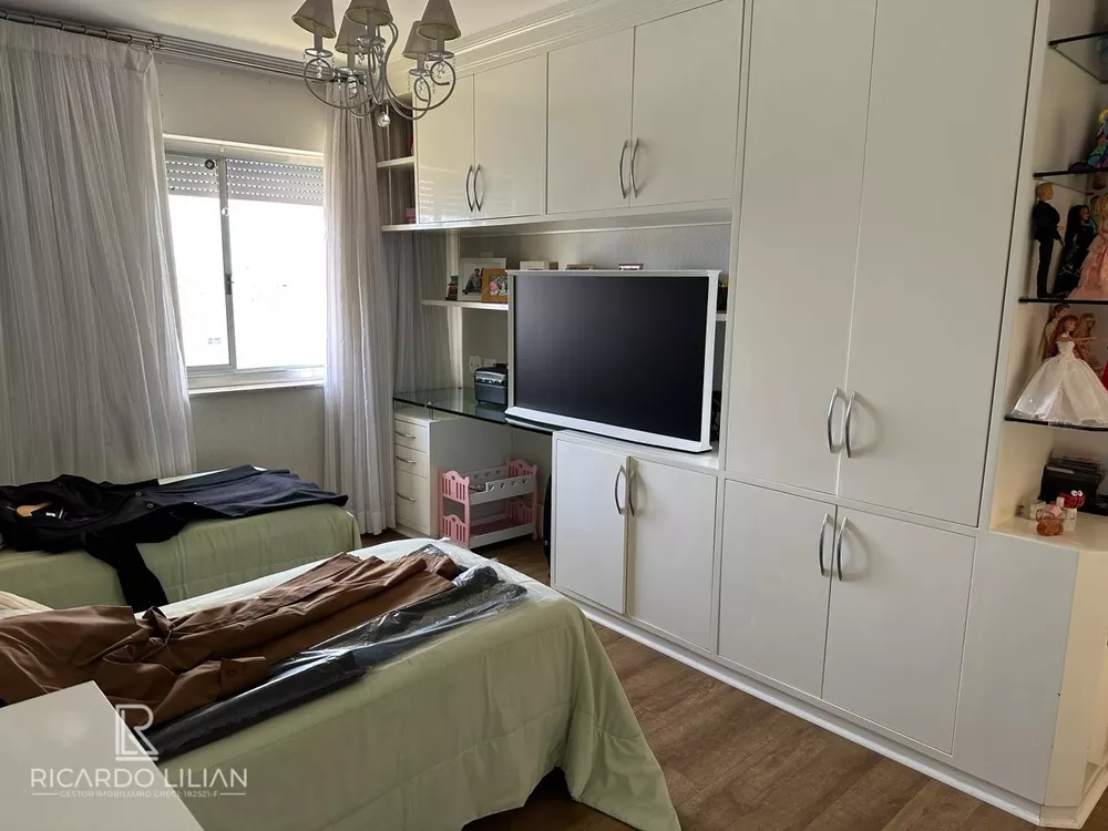 Apartamento à venda com 3 quartos, 197m² - Foto 14