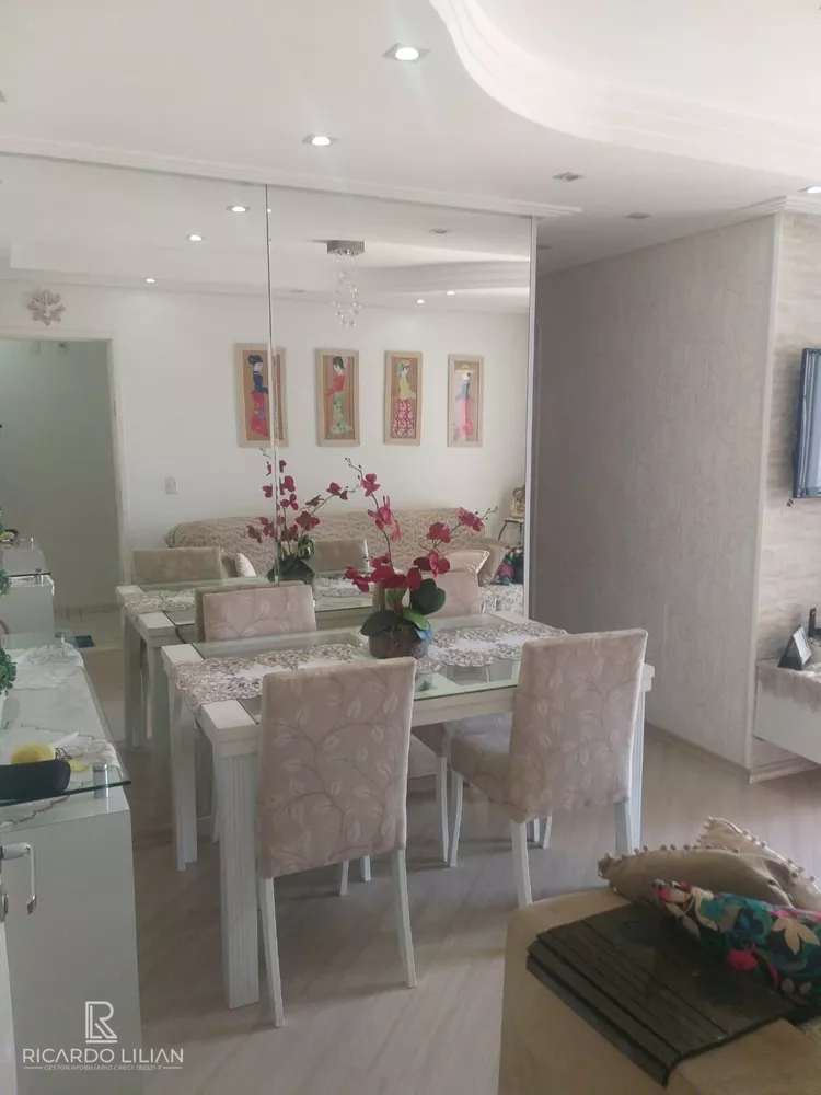 Apartamento à venda com 2 quartos, 48m² - Foto 4