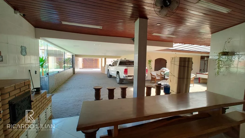 Sobrado à venda com 3 quartos, 310m² - Foto 22