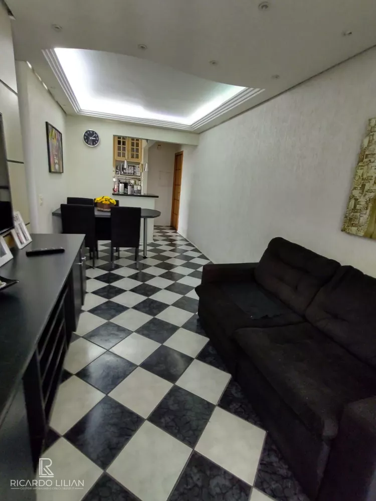 Apartamento à venda com 3 quartos, 61m² - Foto 2