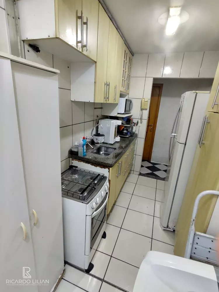 Apartamento à venda com 3 quartos, 61m² - Foto 15