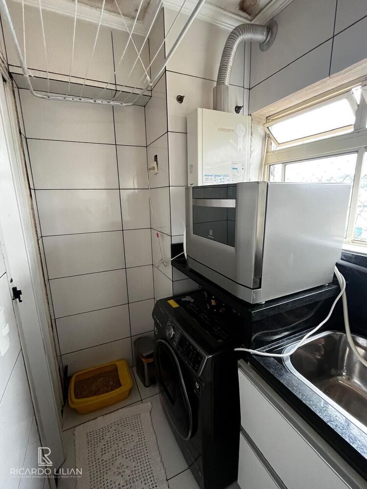 Apartamento à venda com 2 quartos, 70m² - Foto 11