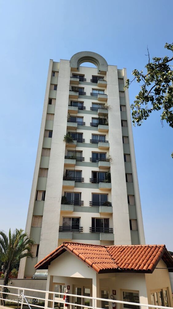 Apartamento à venda com 2 quartos, 70m² - Foto 12