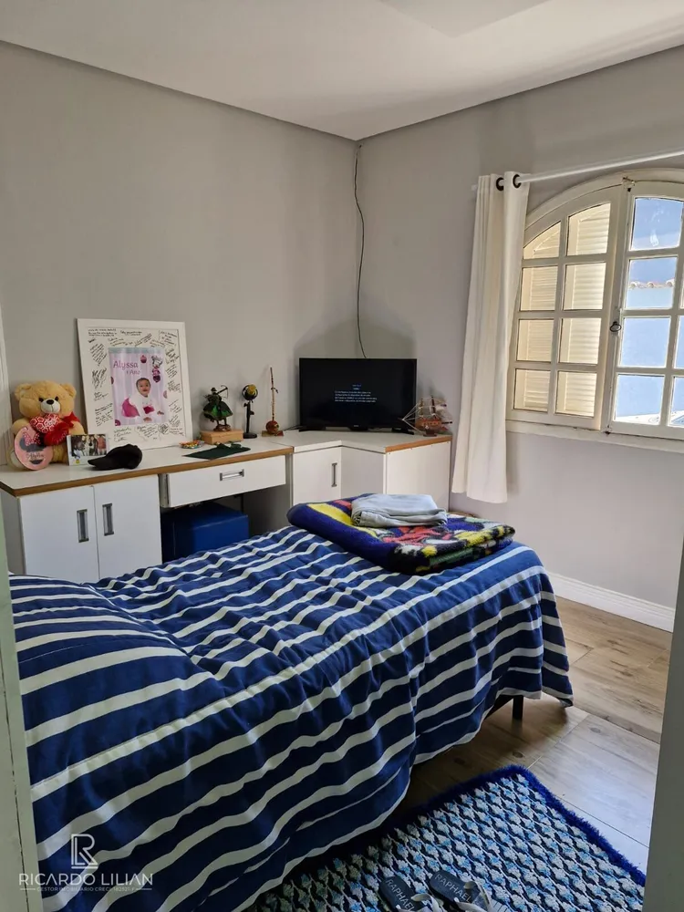Casa, 4 quartos, 205 m² - Foto 5