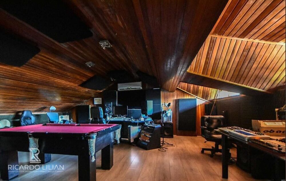 Sobrado à venda com 5 quartos, 580m² - Foto 3