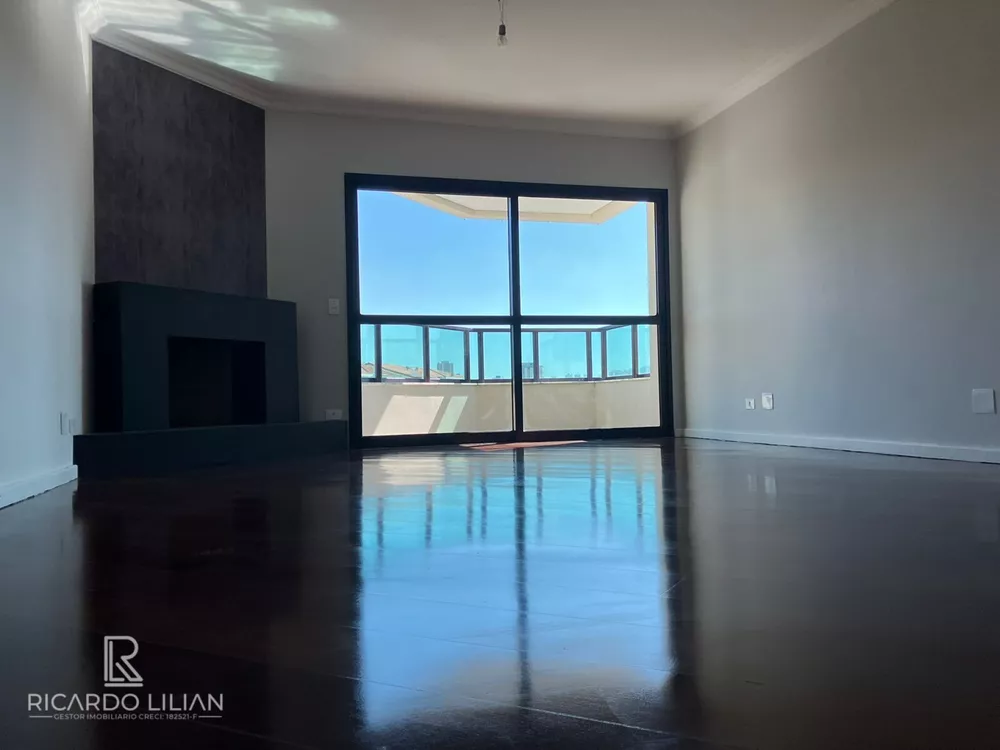 Apartamento à venda com 4 quartos, 159m² - Foto 1