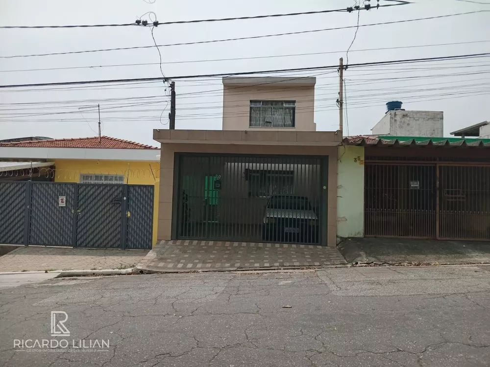 Sobrado à venda com 3 quartos, 193m² - Foto 1