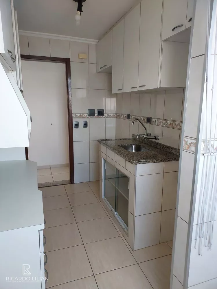 Apartamento à venda com 2 quartos, 41m² - Foto 3