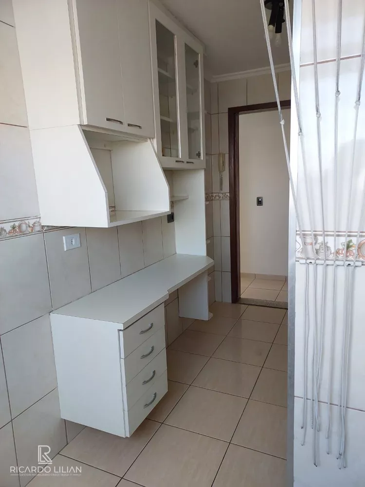 Apartamento à venda com 2 quartos, 41m² - Foto 4