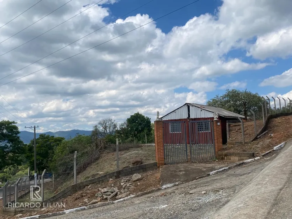 Chácara, 2 quartos, 736 m² - Foto 1