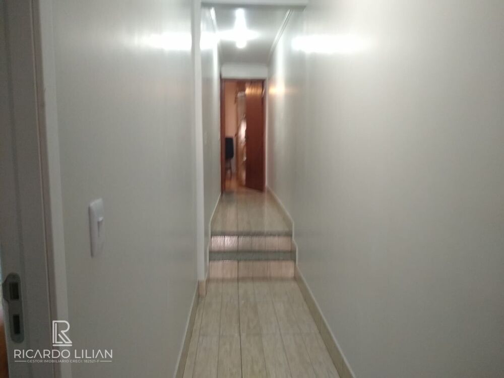 Sobrado, 4 quartos, 240 m² - Foto 3