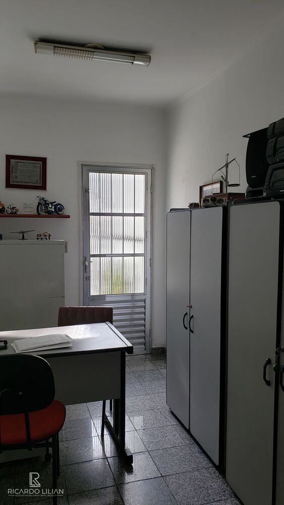 Sobrado, 3 quartos, 247 m² - Foto 3