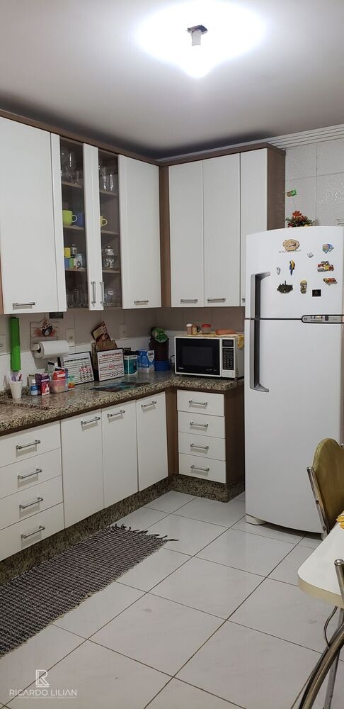 Casa, 4 quartos, 154 m² - Foto 1
