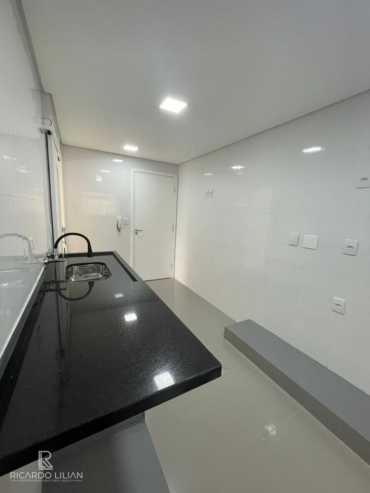 Apartamento à venda com 3 quartos, 92m² - Foto 7