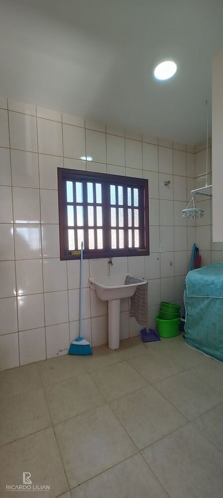 Casa, 4 quartos, 348 m² - Foto 47