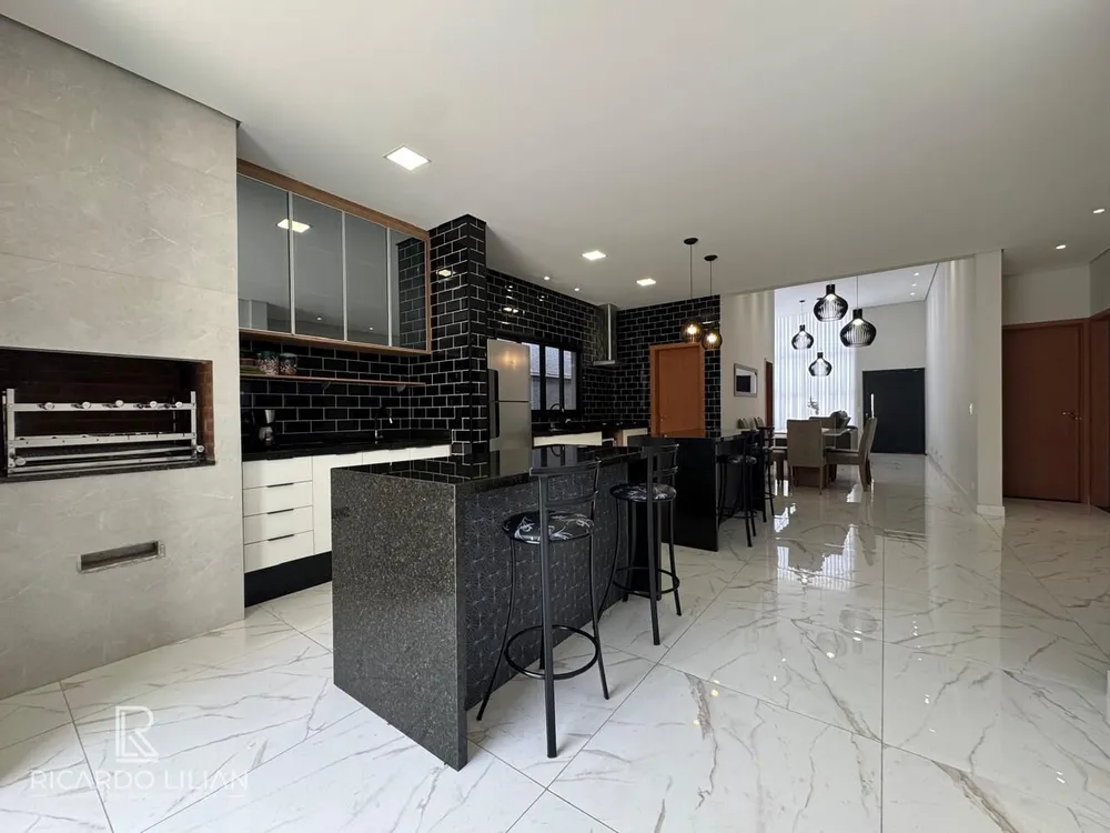 Casa, 3 quartos, 173 m² - Foto 8