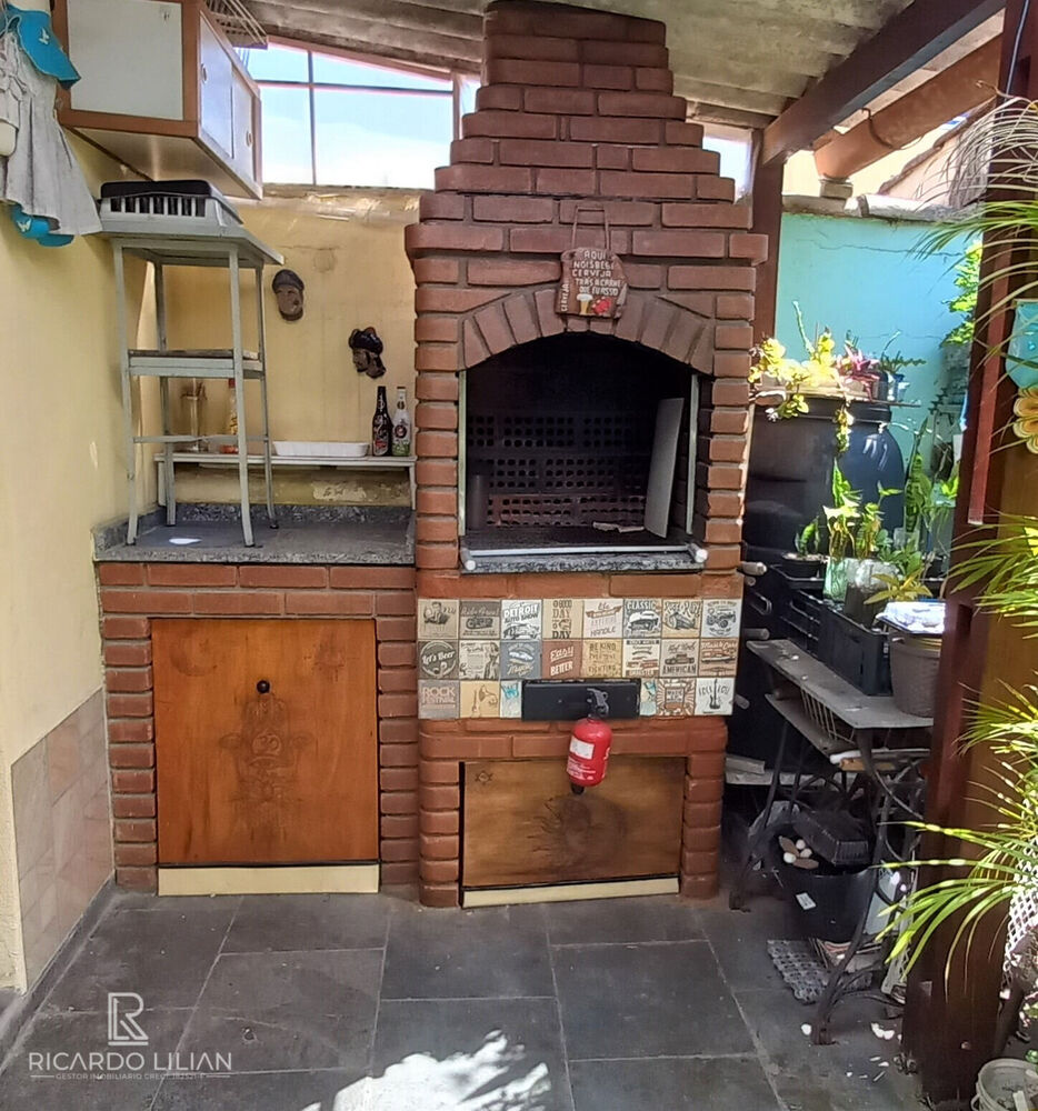 Casa, 2 quartos, 155 m² - Foto 1