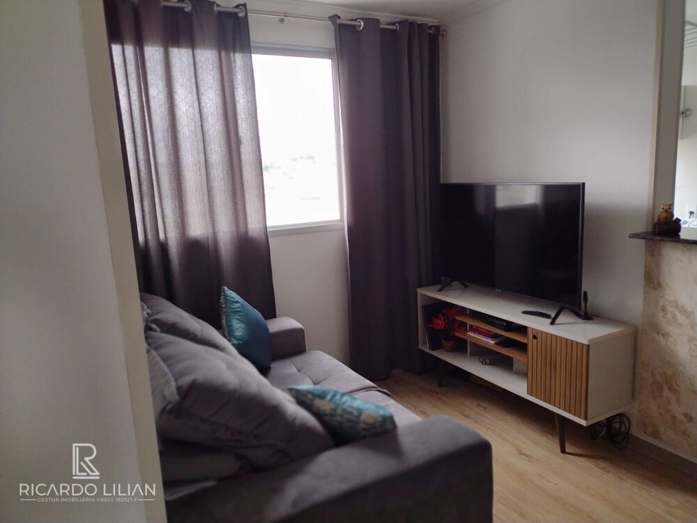 Apartamento à venda com 2 quartos, 47m² - Foto 2