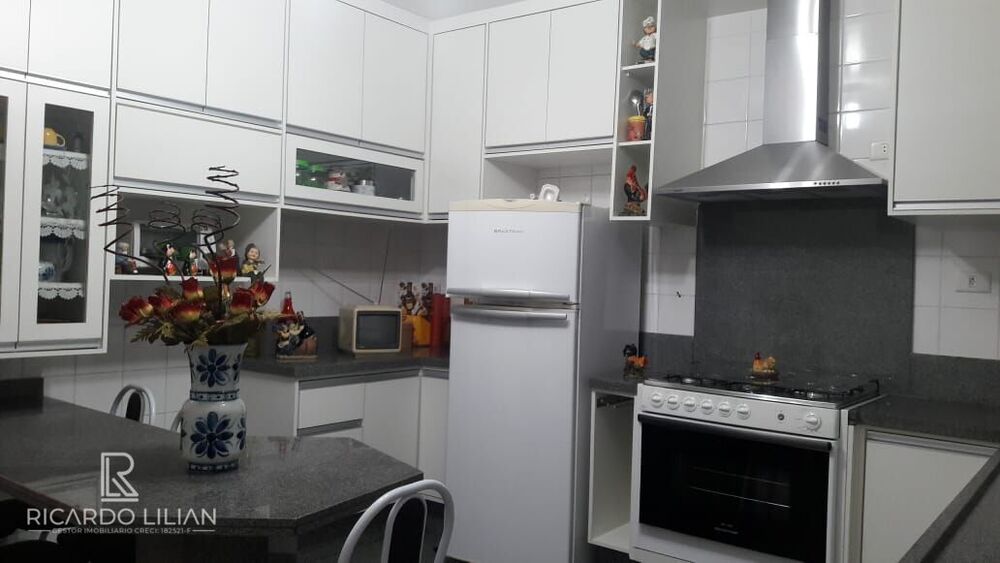 Casa, 3 quartos, 296 m² - Foto 10