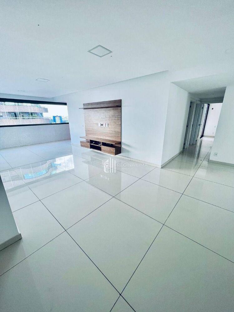 Apartamento, 3 quartos, 216 m² - Foto 2