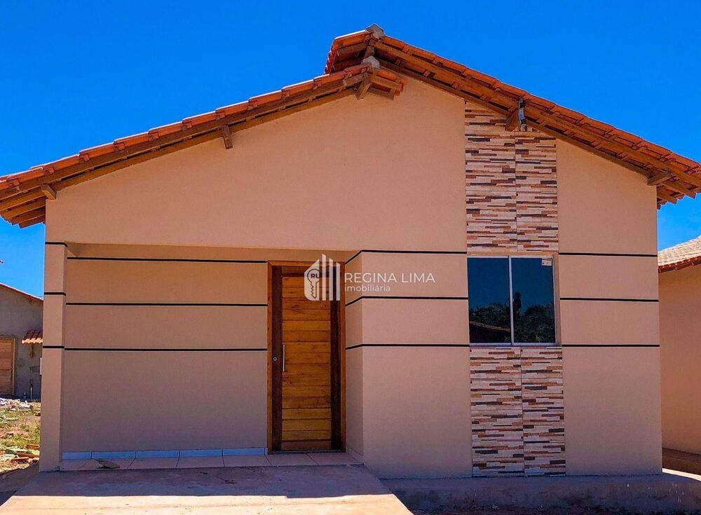 Casa à venda com 2 quartos, 52m² - Foto 1