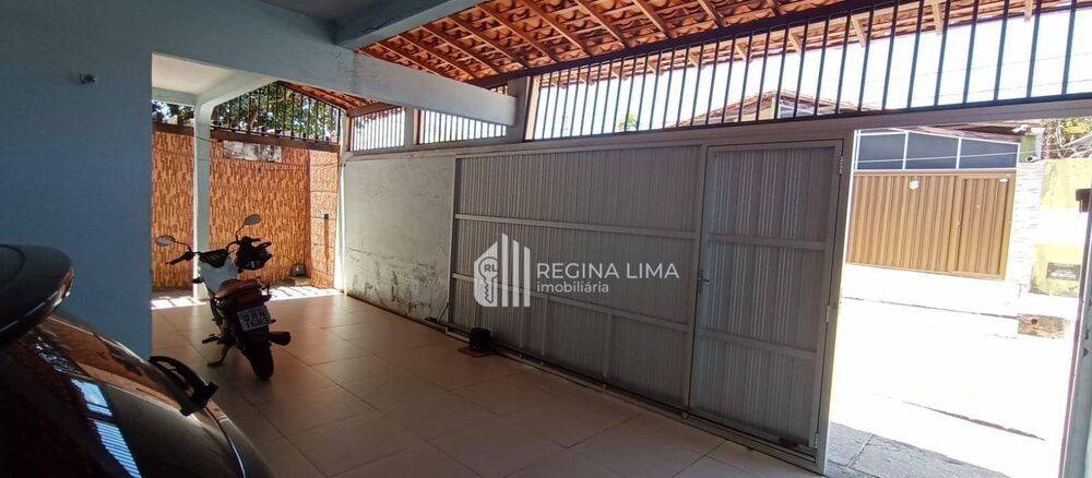 Casa, 4 quartos, 240 m² - Foto 1