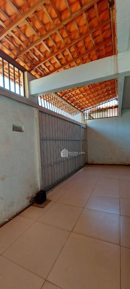 Casa, 4 quartos, 240 m² - Foto 2