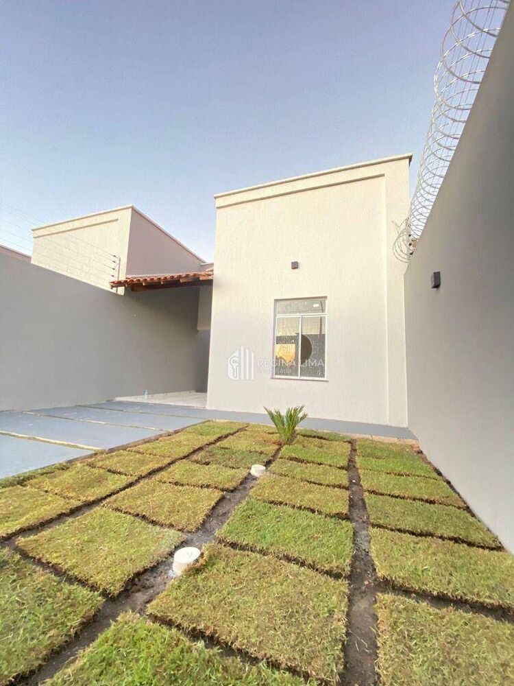 Casa à venda com 3 quartos, 70m² - Foto 1