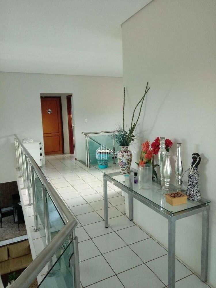 Casa à venda com 4 quartos, 291m² - Foto 5