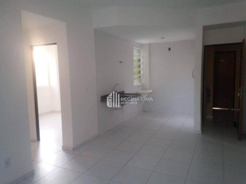 Apartamento à venda com 2 quartos - Foto 2