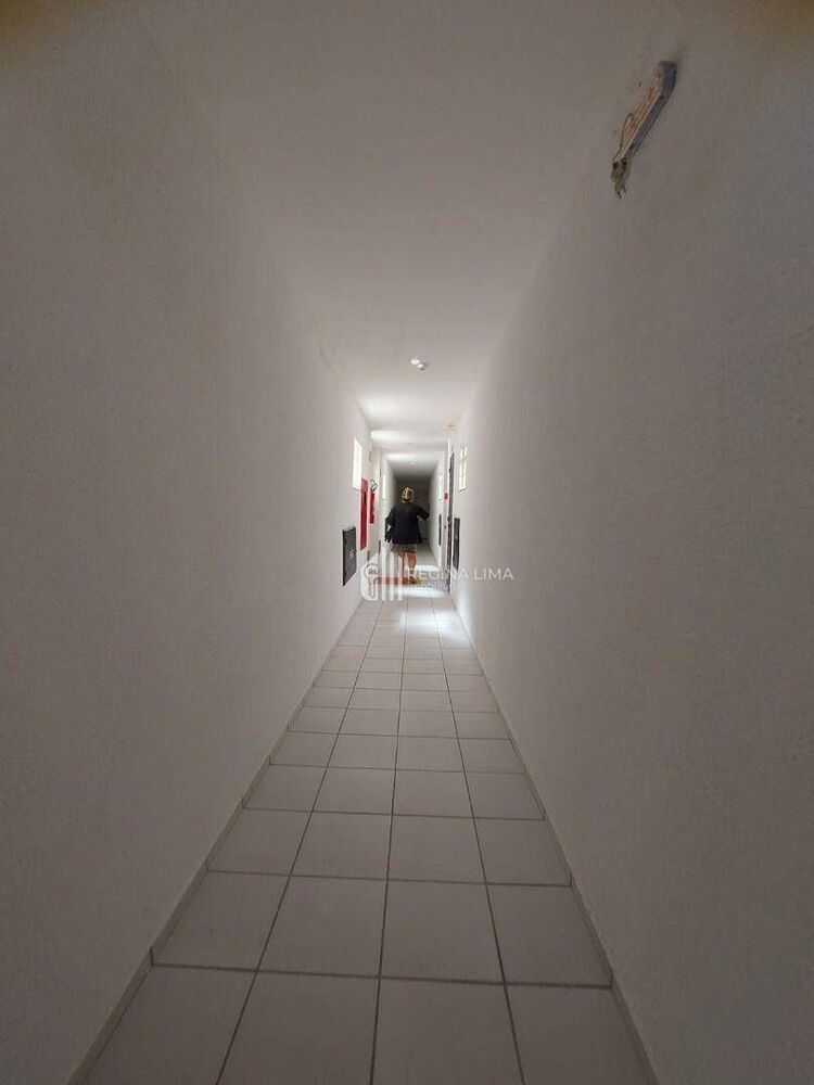 Apartamento à venda com 3 quartos, 77m² - Foto 8