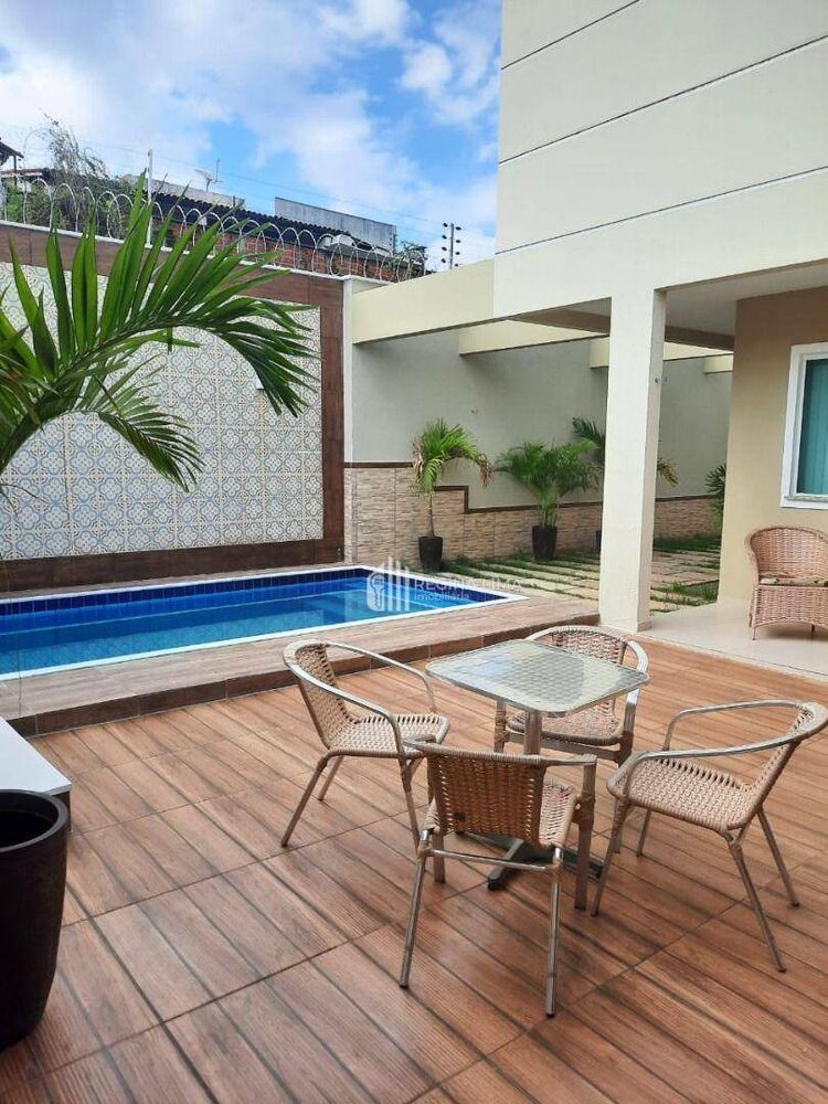 Casa, 4 quartos, 277 m² - Foto 1