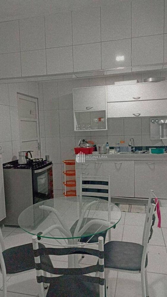 Casa à venda com 3 quartos, 300M2 - Foto 1