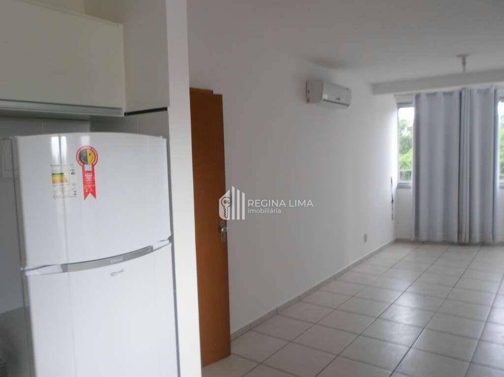 Apartamento à venda com 2 quartos, 77m² - Foto 2