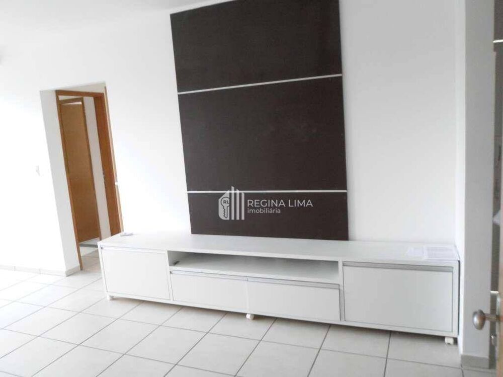 Apartamento à venda com 2 quartos, 77m² - Foto 3