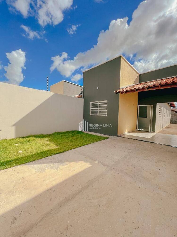 Casa à venda com 3 quartos, 76m² - Foto 1